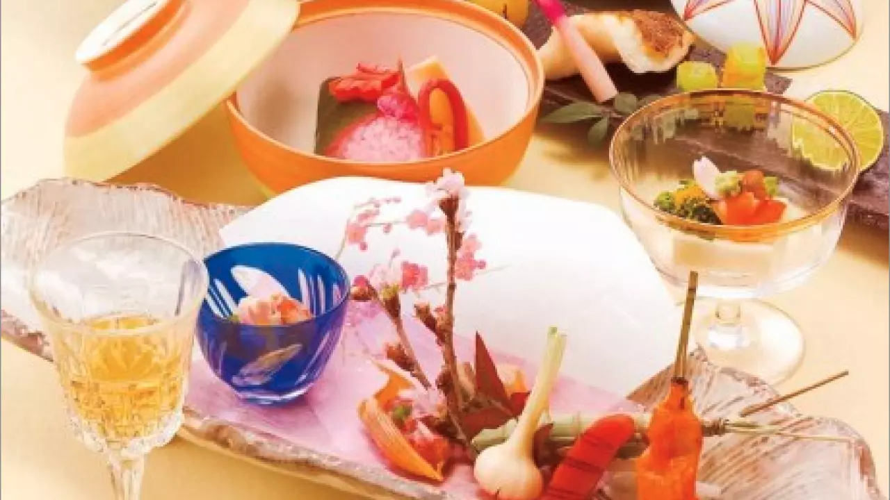 Tokyo, Japan | Itamae Cuisine Course Sun and Moon Fire Ginza Store