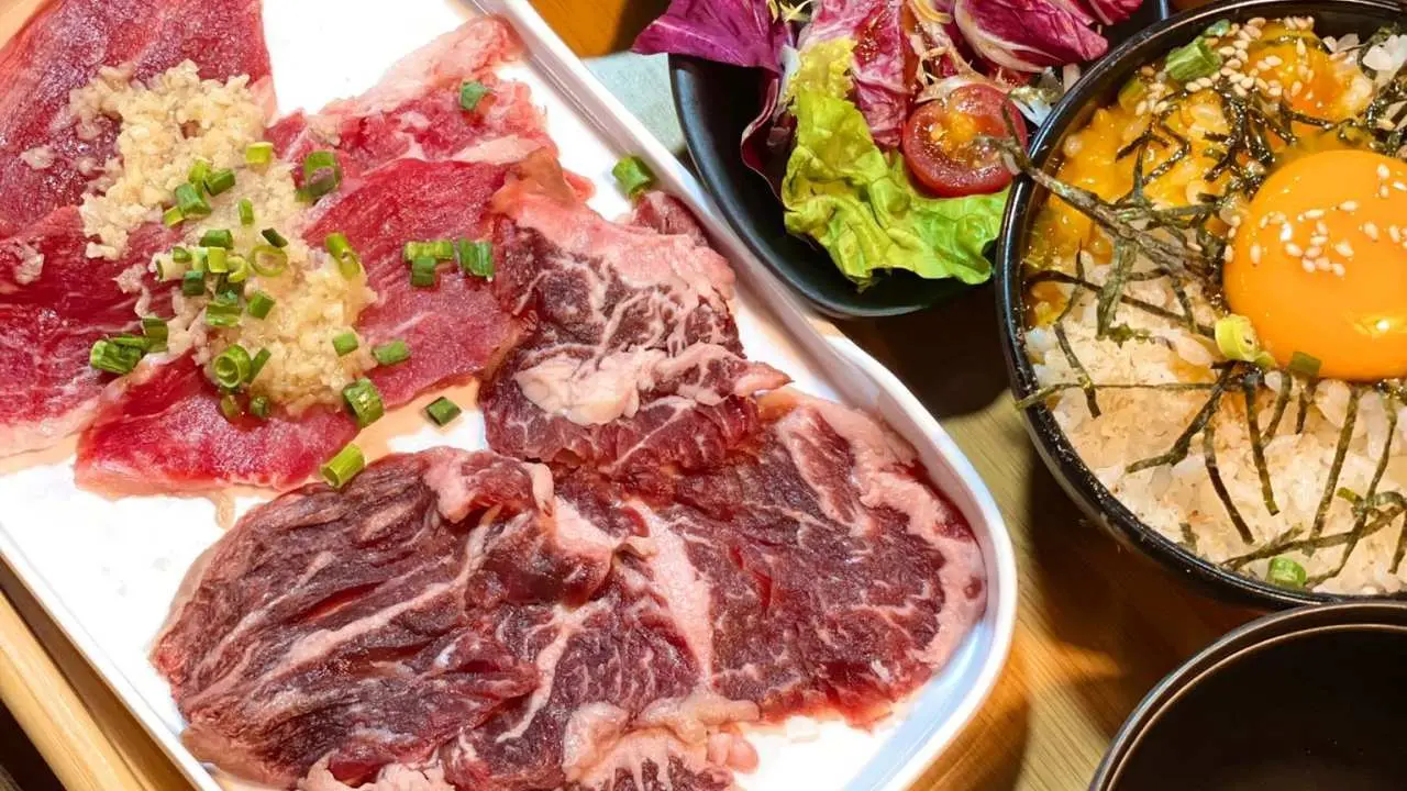 【KKday 獨家優惠】一人燒肉屋|一人燒素菜、燒剁椒香辣控油雞肉、燒牛套餐