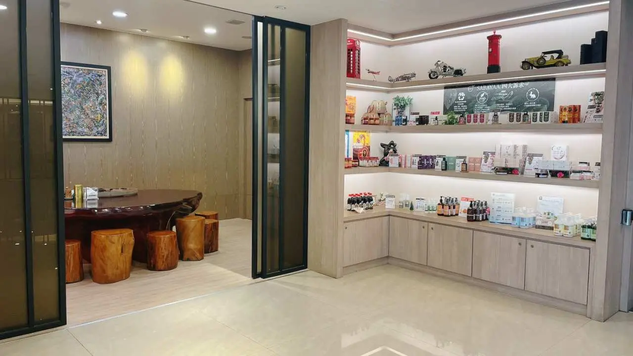 25% off for additional purchases of high-speed rail | Kaohsiung Toong Mao Pine Hotel & round-trip high-speed rail tickets | High-speed rail vacation | Near Kaohsiung City Cultural Center