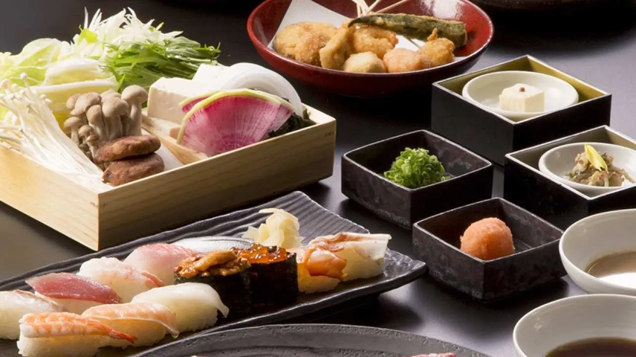 日本・東京|涮涮鍋・壽司專門店 八山 六本木|套餐或吃到飽方案自選
