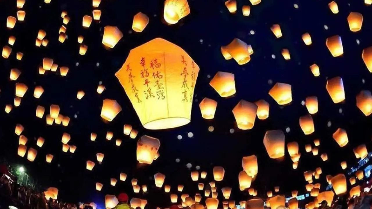[New Taipei Jiufen Mountain City Private Taxi No Carpooling] Shiding Xujia Waterfront Line + Shiding Old Street, Shifen Sky Lanterns + Shifen Waterfall, Jiufen Old Street + Mountain City Sunset "Comfortable RV, one person only"