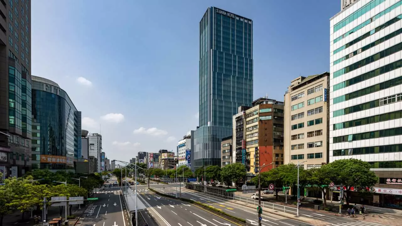 25% off for additional purchase of High Speed Rail | Solaria Nishitetsu Hotel Taipei West Gate & High Speed Rail Round Trip Ticket | High Speed Rail Holidays