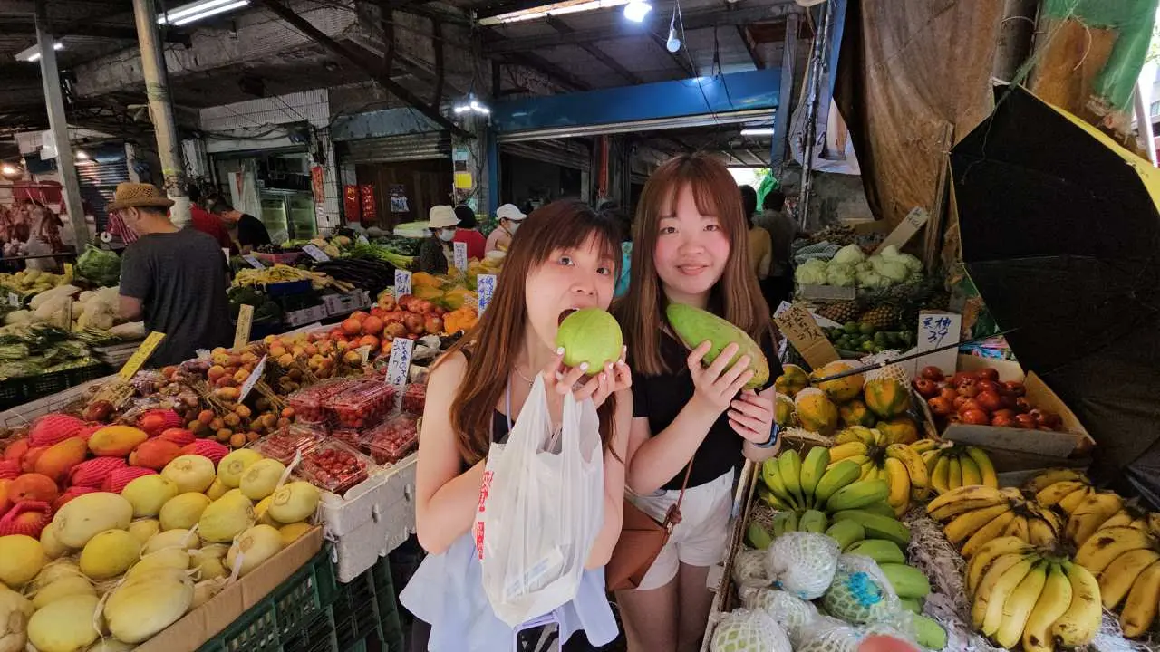 Taipei | Nine men’s club cooking & local market adventure