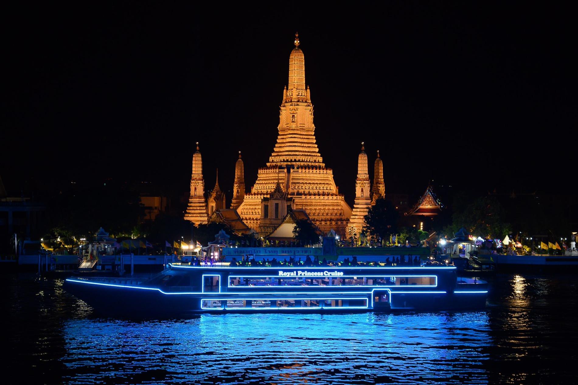 riverboat cruise bangkok
