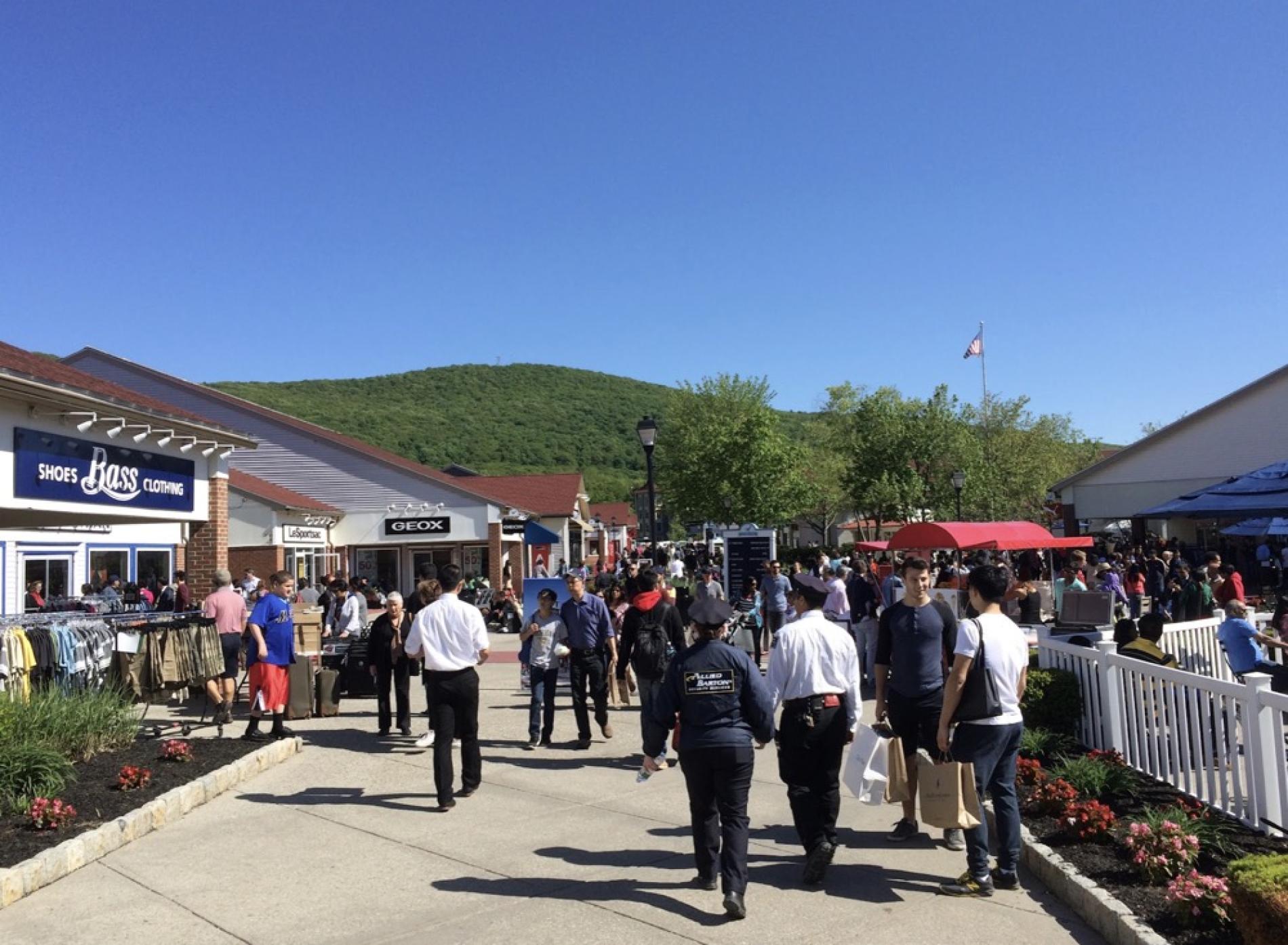 美國｜舊金山奧特萊斯San Francisco Premium Outlets購物中心單程接送舊金山市區/聖荷西/舊金山機場（SFO） - KKday