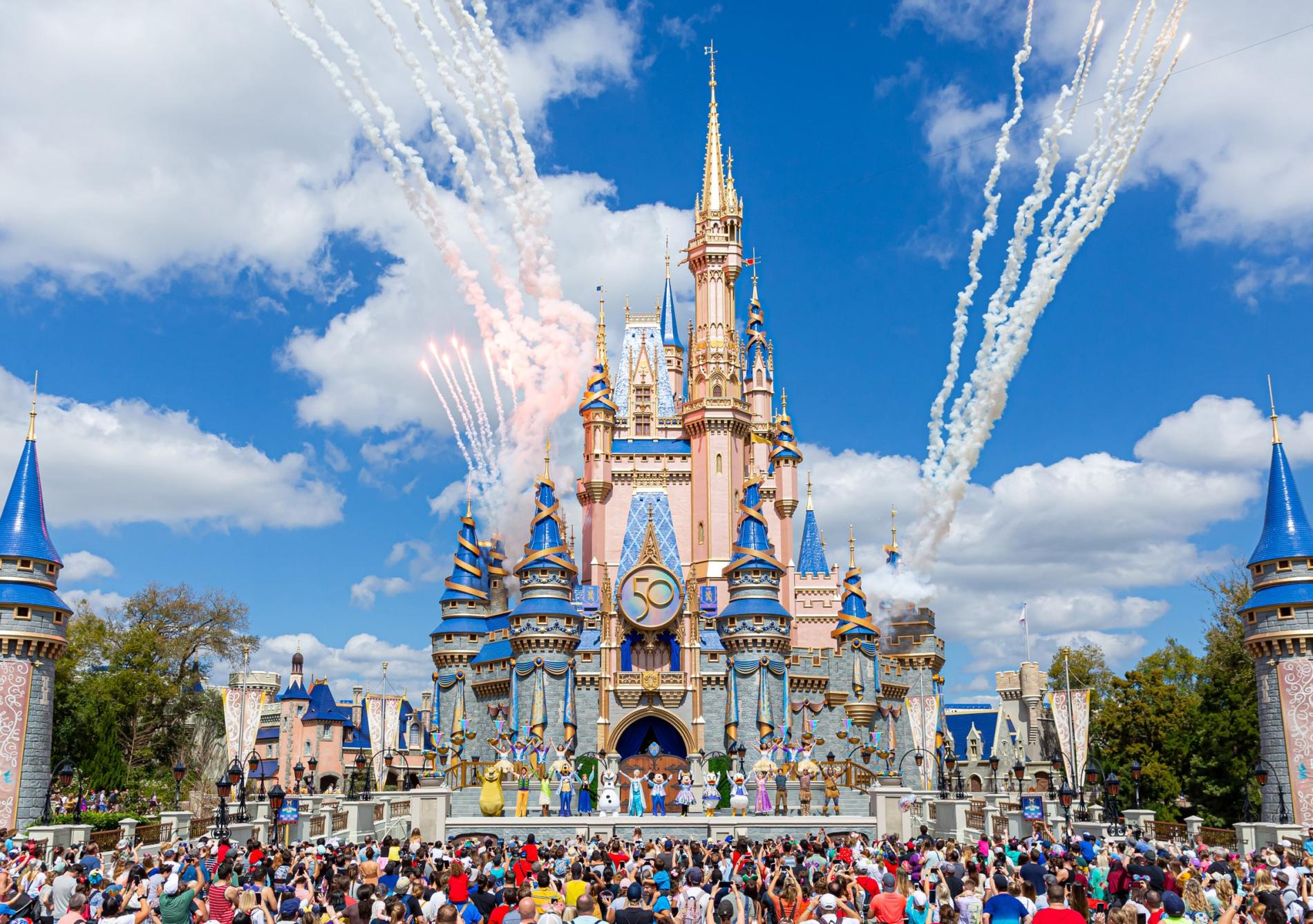 16 Things You Must Do At Disney World's Magic Kingdom
