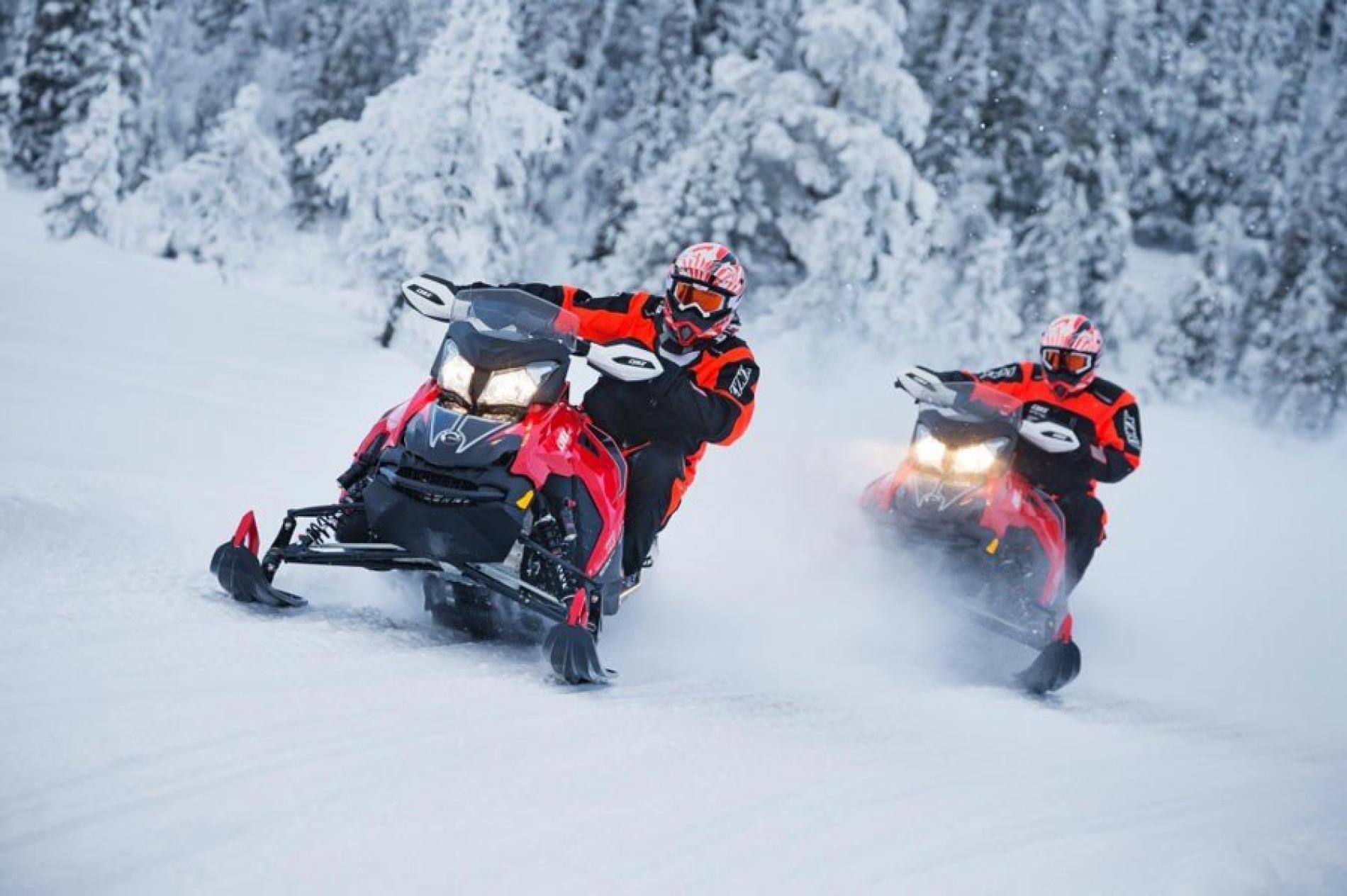 札幌　スノーモービル アルファーワン　直ぐに乗れます 　 ワンダーランドさっぽろスノーモービルパーク｜札幌市内送迎付 - KKday