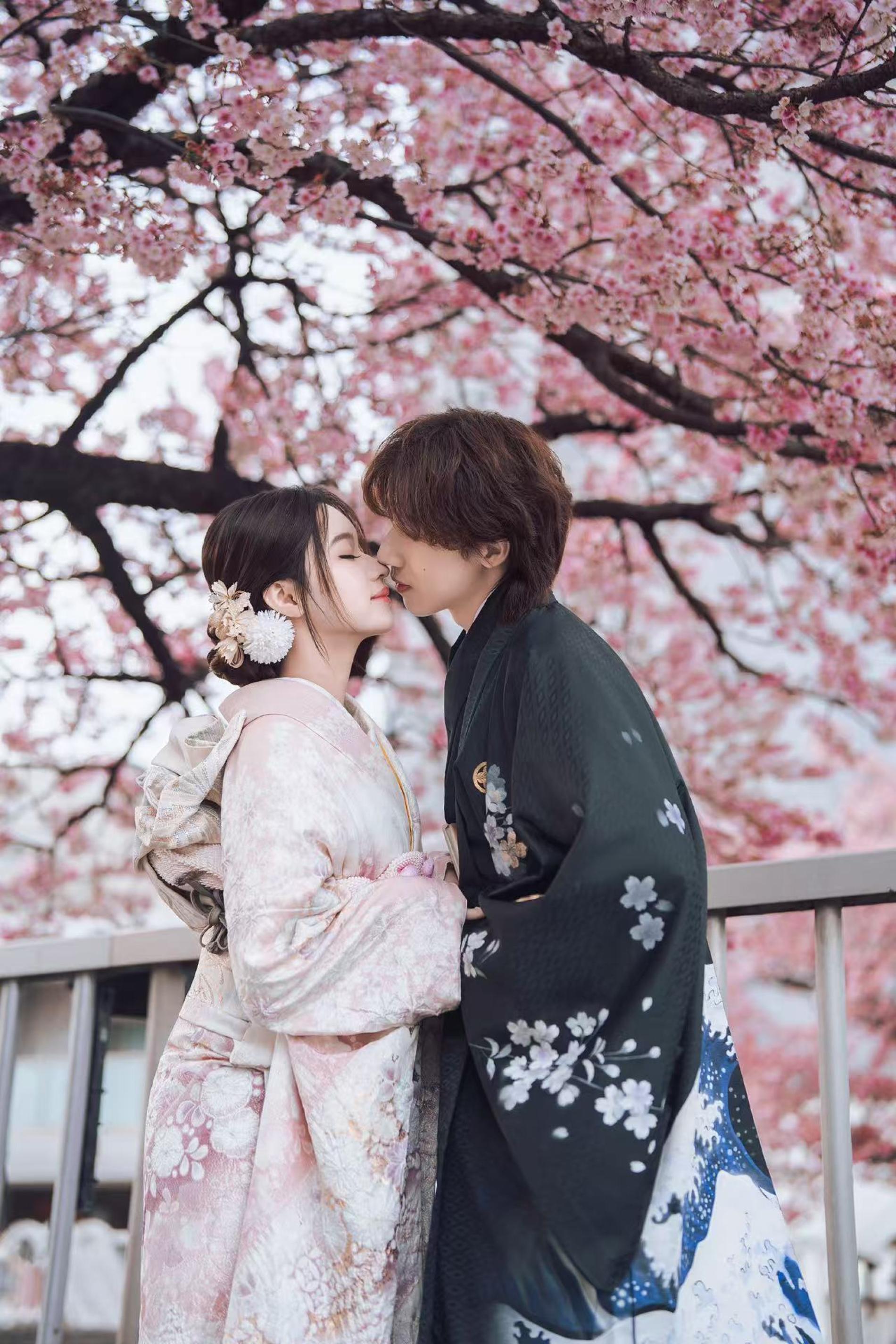 Tokyo Asakusa | Popular Kimono & Yukata Experience | Lace Kimono