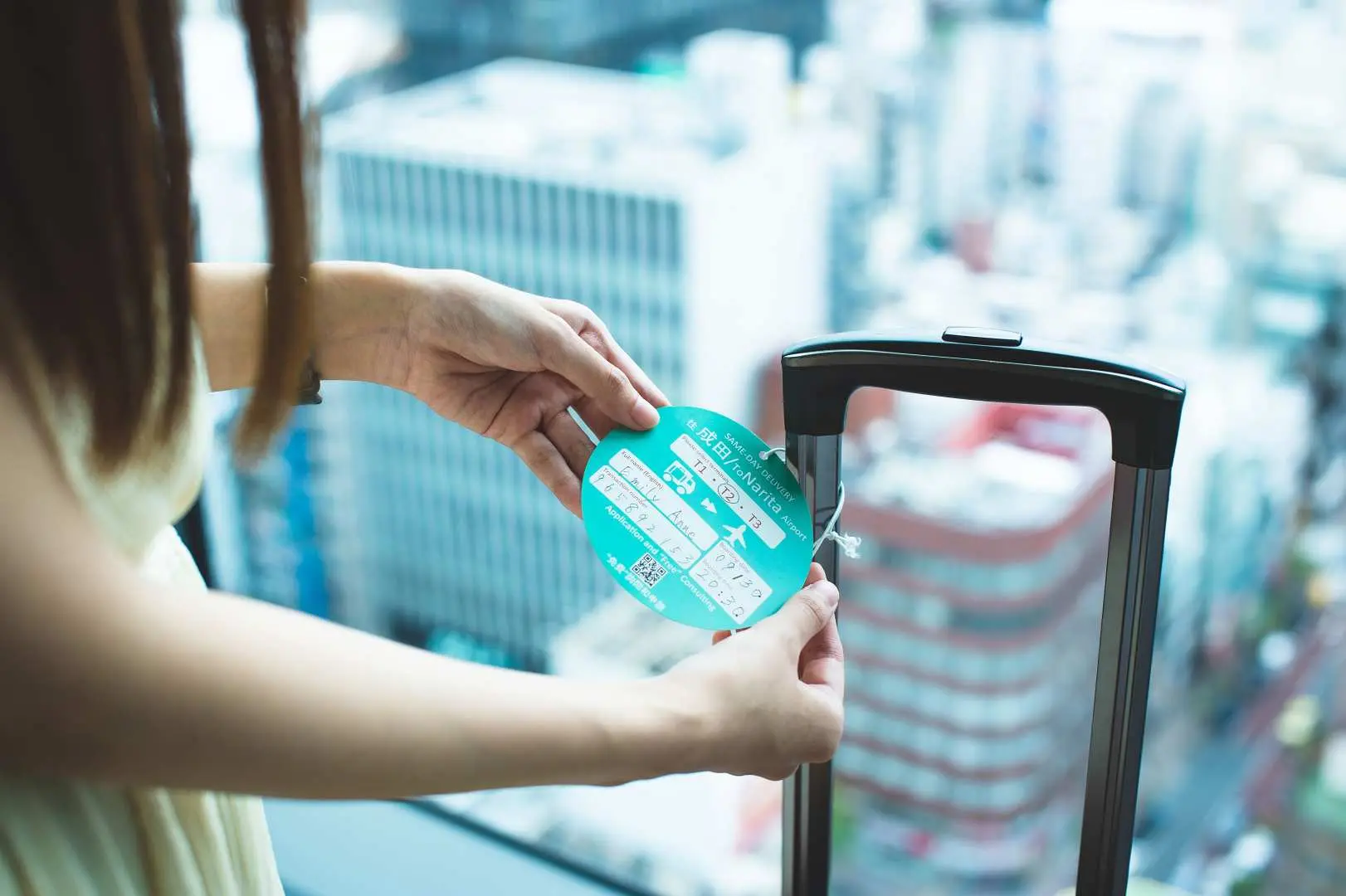 小孩出國帶推車