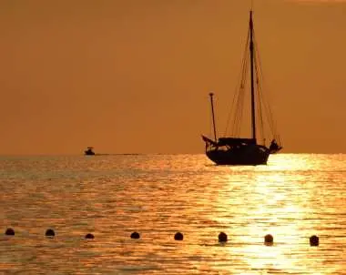 サトゥーン 現地ツアー お得なチケット 交通きっぷ Wifiやsimカードはkkdayにおまかせ Kkday