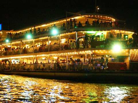 Saigon Evening Tour With Water Puppetry & Dinner Cruise