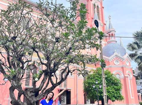 Saigon Morning and Afternoon City Historical Tour By Motorbike