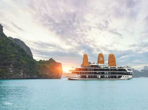 2D1N | Premium 5-stars Cruise Trip in Ha Long Bay - Lan Ha Bay UNESCO World Heritage Site (Instant Confirmation): Optional Round-trip Transportation via New Expressway (From Hanoi / Halong) | Vietnam