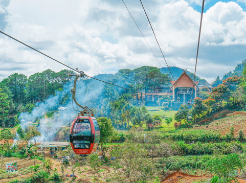 Robin Hill Cable Car Experience In Da Lat | Vietnam