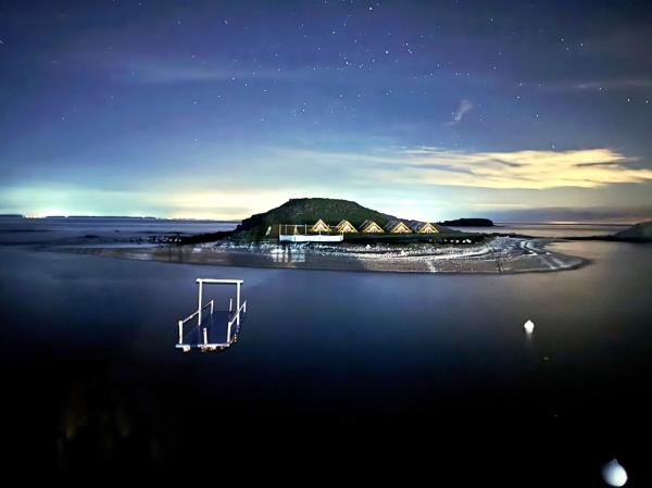 Overnight stay at Penghu Wangyou Island | One stop and two meals on an uninhabited island, snorkeling day and night, mysterious luminous sand and coral reef ecology, camping by bonfire on the beach without tents, sleepless night under the starry sky on the island