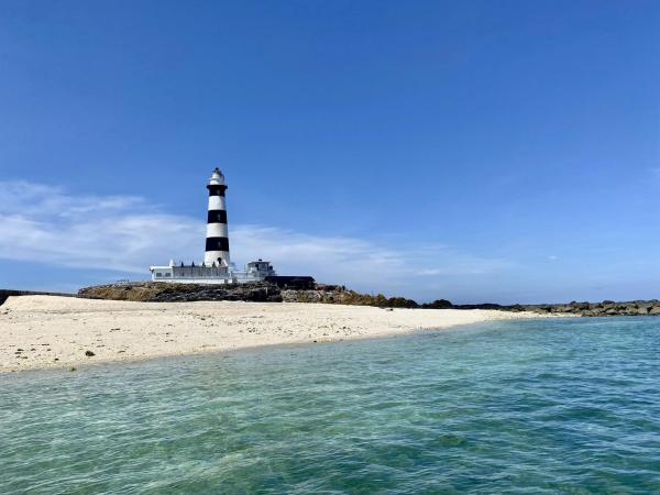 Penghu Jibei Island Day Trip | Explore the Northern Hidden Gem of Mudouyu Island & Round-Trip Ferry Tickets & Island Motorcycles & Water Activities & Intertidal Trampoline Experience | Departing from Chihkan Pier