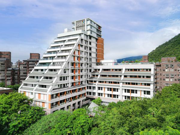 宜蘭住宿|宜蘭礁溪福朋喜來登Four Points by Sheraton Yilan Jiaoxi|脆皮先知鴨一泊二食