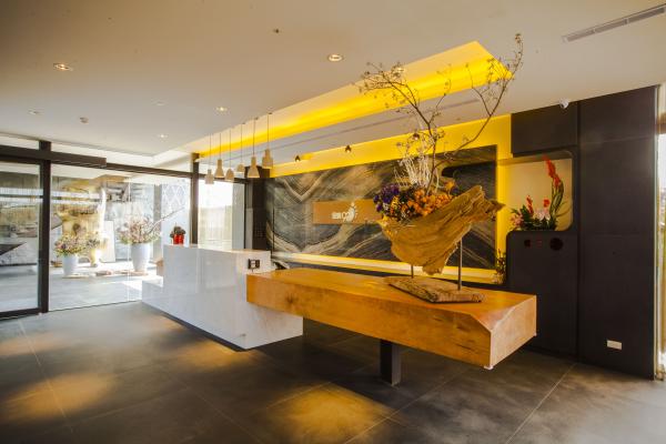 Gold Mine 928 Top Foot and Stress Relief Club: Foot Massage, Meridian Massage, Top VILLA from Taichung (Near National Taichung Theater) | Taiwan