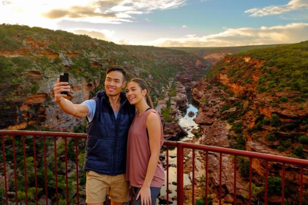 パース発モンキー・マイア沿岸周遊ツアー(4泊3日)|西オーストラリア州