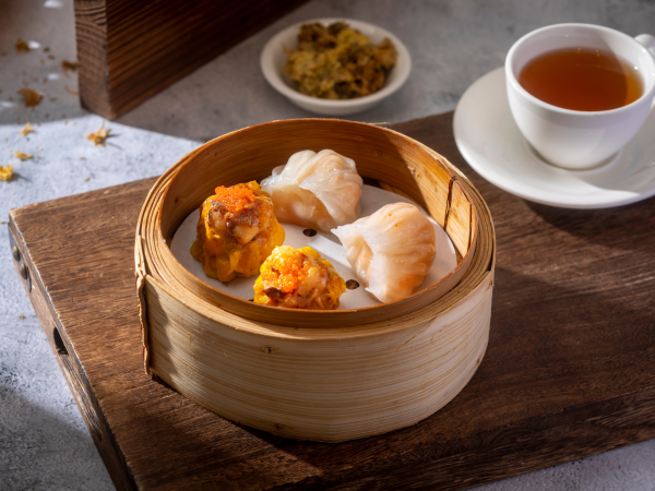 [KKday Exclusive Offer] Cheung Mansion | Seaview Dim Sum Tasting Lunch | Golden Lunch | High-Rise Victoria Harbour View | Causeway Bay