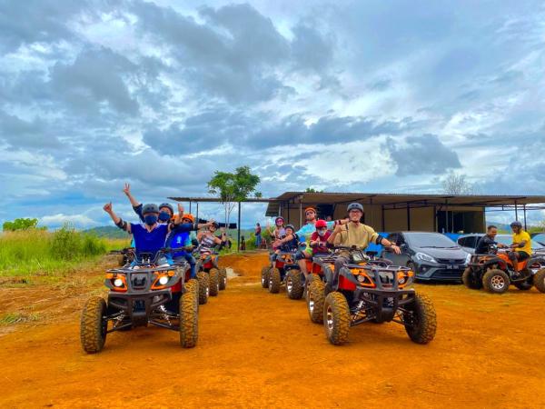 【馬來西亞】沙巴全地形車、滑翔傘和 Desa Dairy Farm Kundasang 冒險之旅