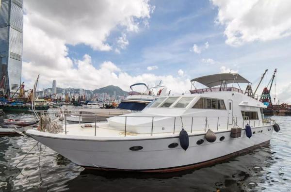 KKday獨家優惠|夜釣墨魚之旅|蒲台島 (港鐵利東站集合) / 將藍蝴蝶大橋 (尖沙咀出發) / 西貢滘西州 (西貢出發) 墨魚即場烹調|可選港鐵利東站A1出口/尖沙咀碼頭鐘樓下/西貢3號碼頭集合