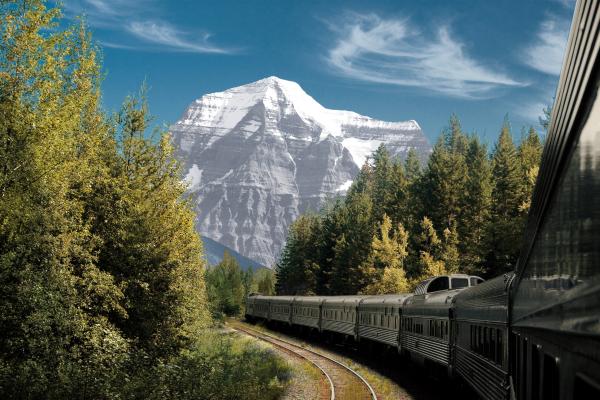 [Summer Only Special] 6-Day Canadian Rockies Tour from Vancouver: Banff, Jasper, Lake Louise, by VIA Train | Canada