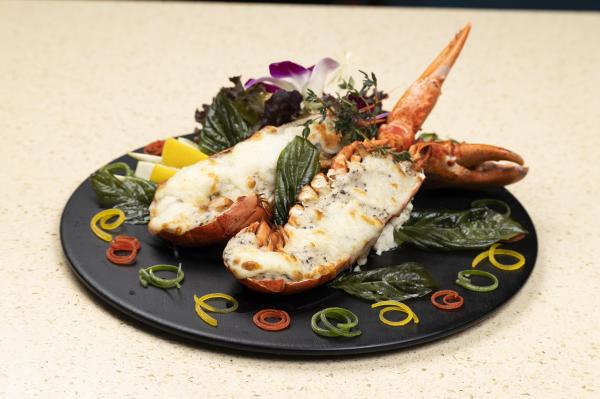 香港九龍維景酒店|棕櫚閣西餐廳|鮑魚、花膠、燕窩、美國肉眼牛排自助晚餐