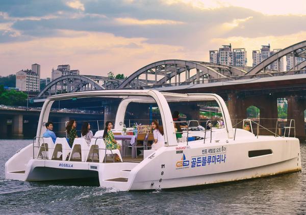 [Seoul] Golden Blue Marina luxury yacht experience|Han River Yachting