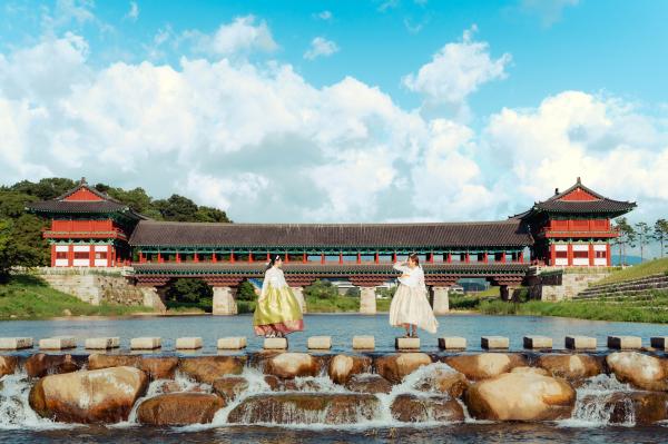 Gyeongju Small Group Photo Tour (Max 7 Pax) | Korea