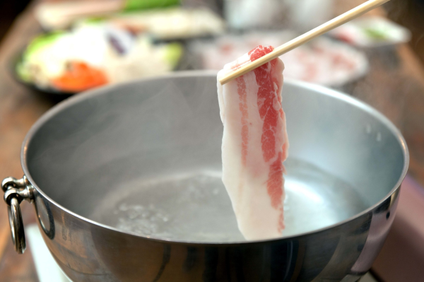 Okinawa Prefecture Zanpa Cape, Yomitan, Chatan | Okinawan cuisine Agu No Kakurega(あぐーの隠れ家 北谷店)| Seat Reservation Only