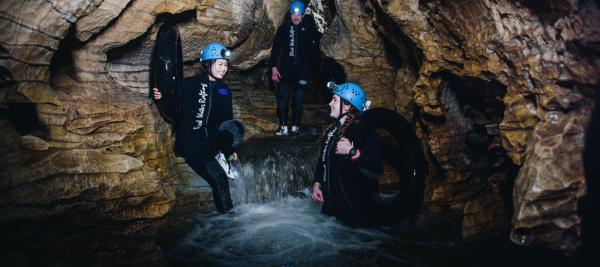 【紐西蘭原創冒險活動】懷托摩洞穴黑水漂流進階 5 小時冒險之旅