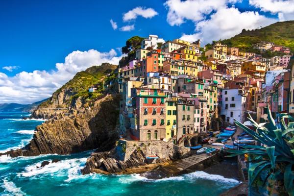 Full Day Tour From Milan To Cinque Terre National Park: The Pearls Of The Gulf Of The Poets | Italy