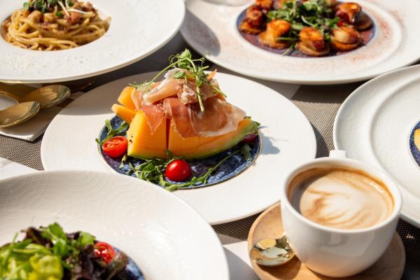 Wan Chai | Pier 1929 | 270-Degree Victoria Harbour View | Semi-Buffet Lunch | Inclusive of Unlimited Salad, Appetizers, Desserts, Free-flow Orange Juice & Soft Drinks