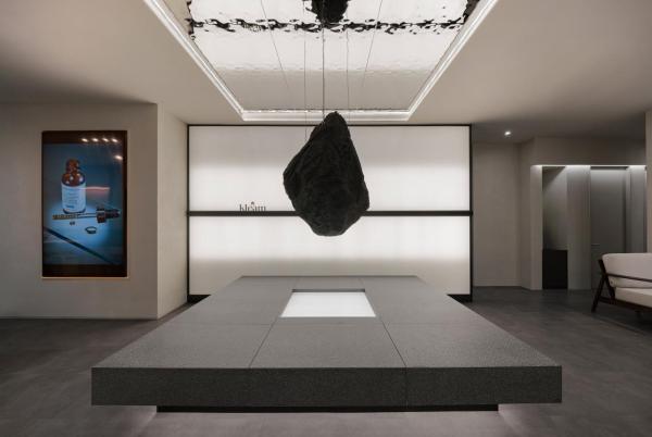 韩国高端肌肤管理|AI 智能美学诊断[色彩鉴定/肌肤分析]+ 1:1 客制化焕肤(明洞/弘大)KLEAM