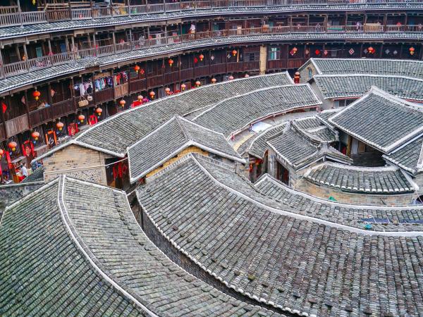 廈門出發|2-8人小團:永定高北土樓 + 雲水謠古鎮純玩一日遊(含市區接送)探索世界文化遺產
