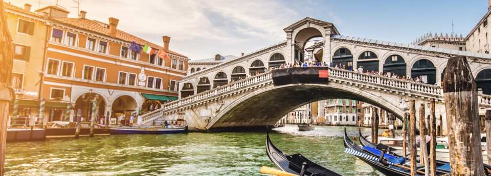  【世界遺産・水の都】ヴェネツィア：ゴンドラの旅 