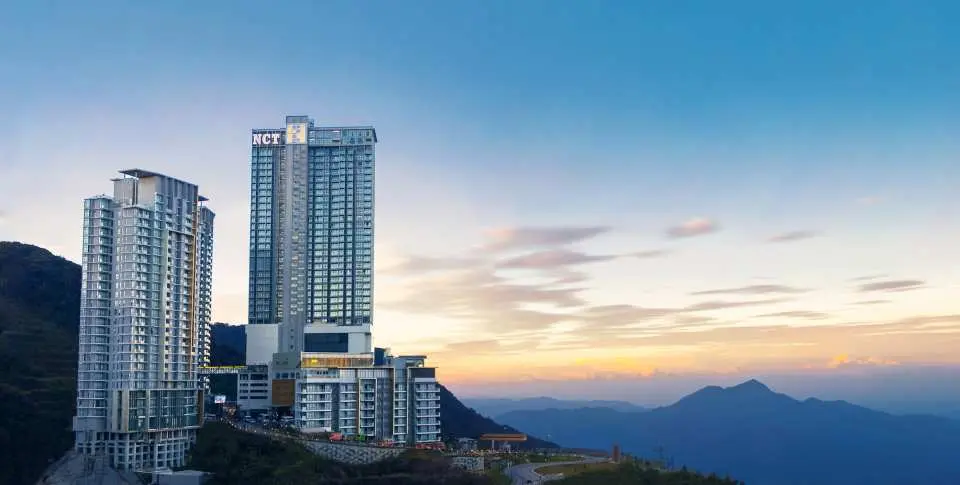 Staycation At Gloria Residences With Breakfast And Vr Games Session Malaysia Kkday