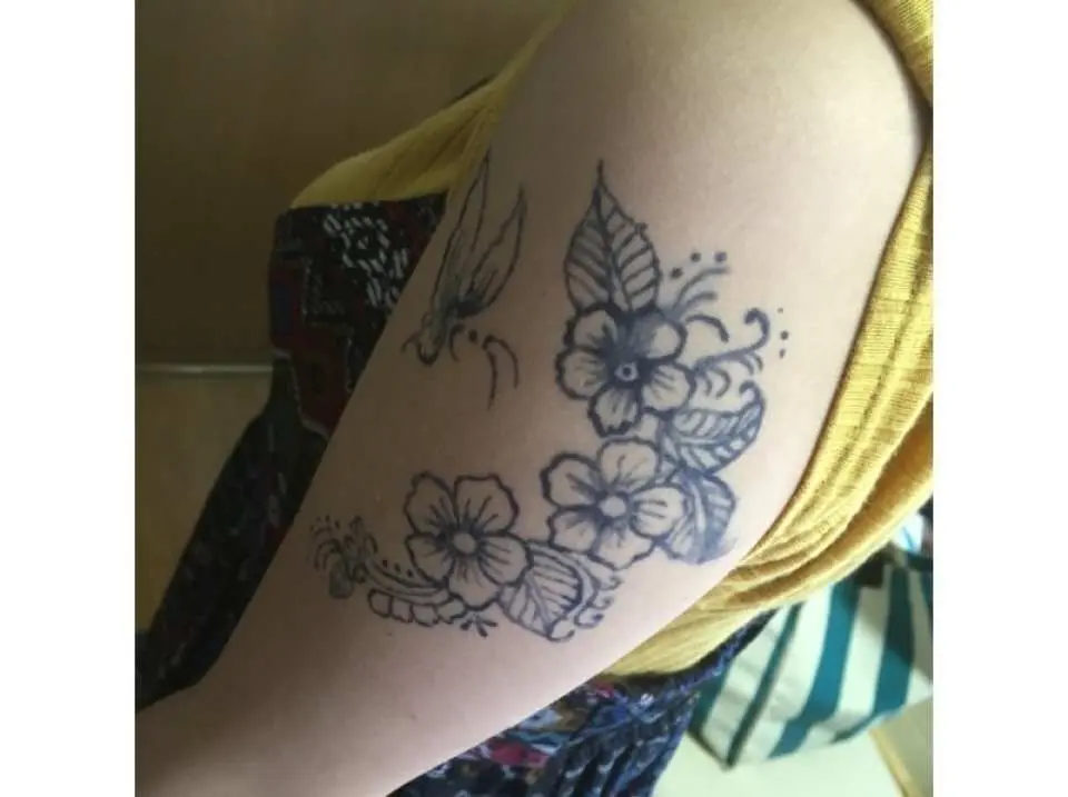 沖縄 宮古島 海に入っても消えない ボディアート ヘナ ジャグアタトゥー で南国オシャレを楽しもう Kkday