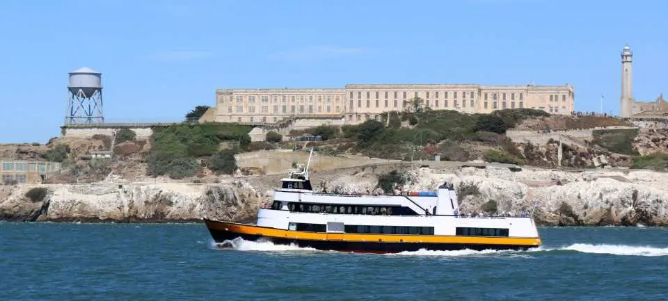 San Francisco Cruise: Alcatraz, Golden Gate Bridge, Angel Island with Audio  Guide (no island entry)｜US