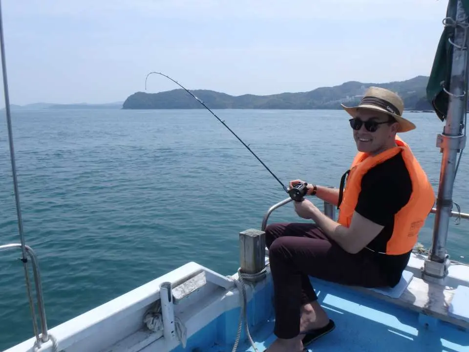 手ぶらでok 三重 鳥羽 漁師さんと行く船釣り体験ツアー 英語ガイド付き Kkday