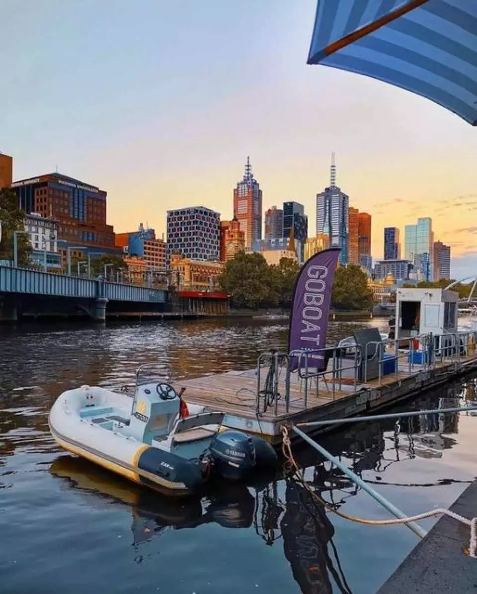 Electric Picnic Boat Rental in Melbourne | Victoria, Australia
