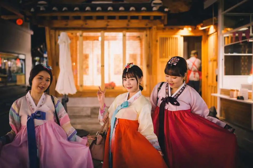 韓国 ソウル 北村韓屋村 Oneday Hanbok韓服 ハンボッ ハンボク チマチョゴリ 体験 Kkday