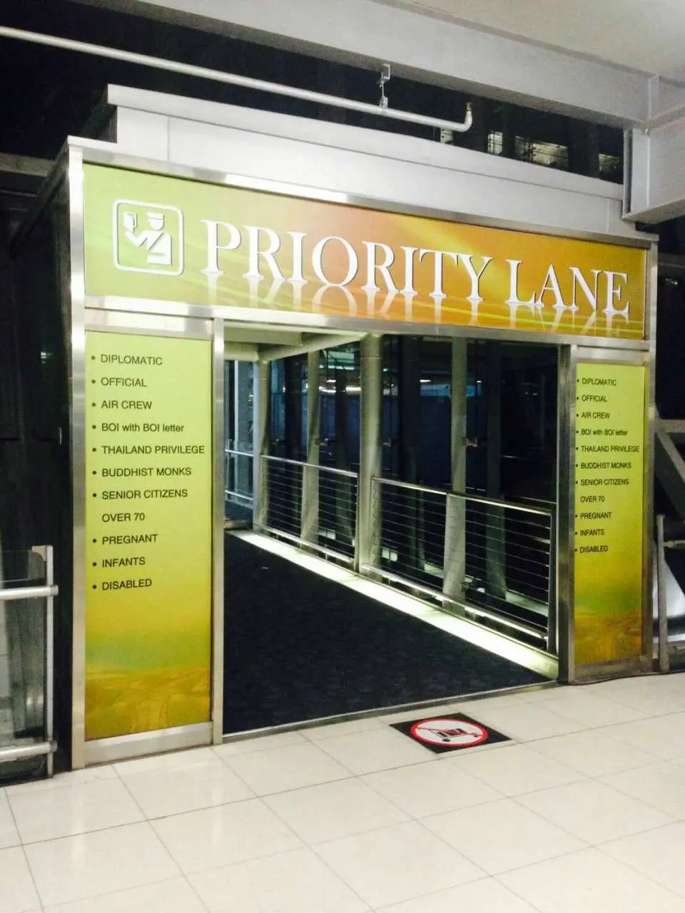 Bangkok Suvarnabhumi International Airport Bkk Fast Track Lanes Service Kkday