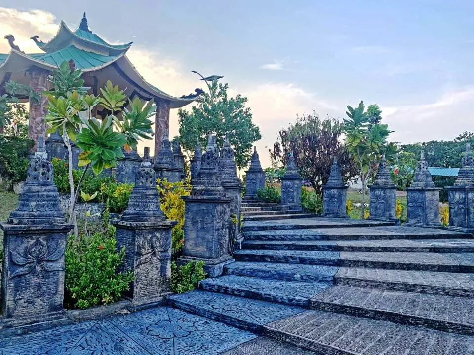 インドネシア バタム島 バレラン橋 パオ森林僧院等を巡る 1 日ツアー シンガポール港発 英語ガイド Kkday