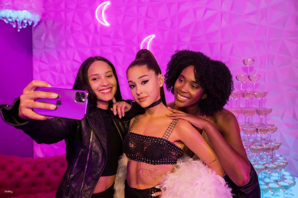 Meet your favorite celebrities and pose next to them