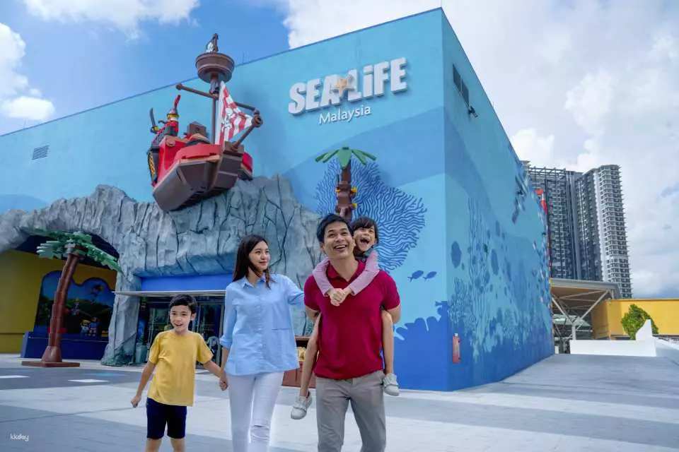 Discover wonders of the ocean at Sea Life